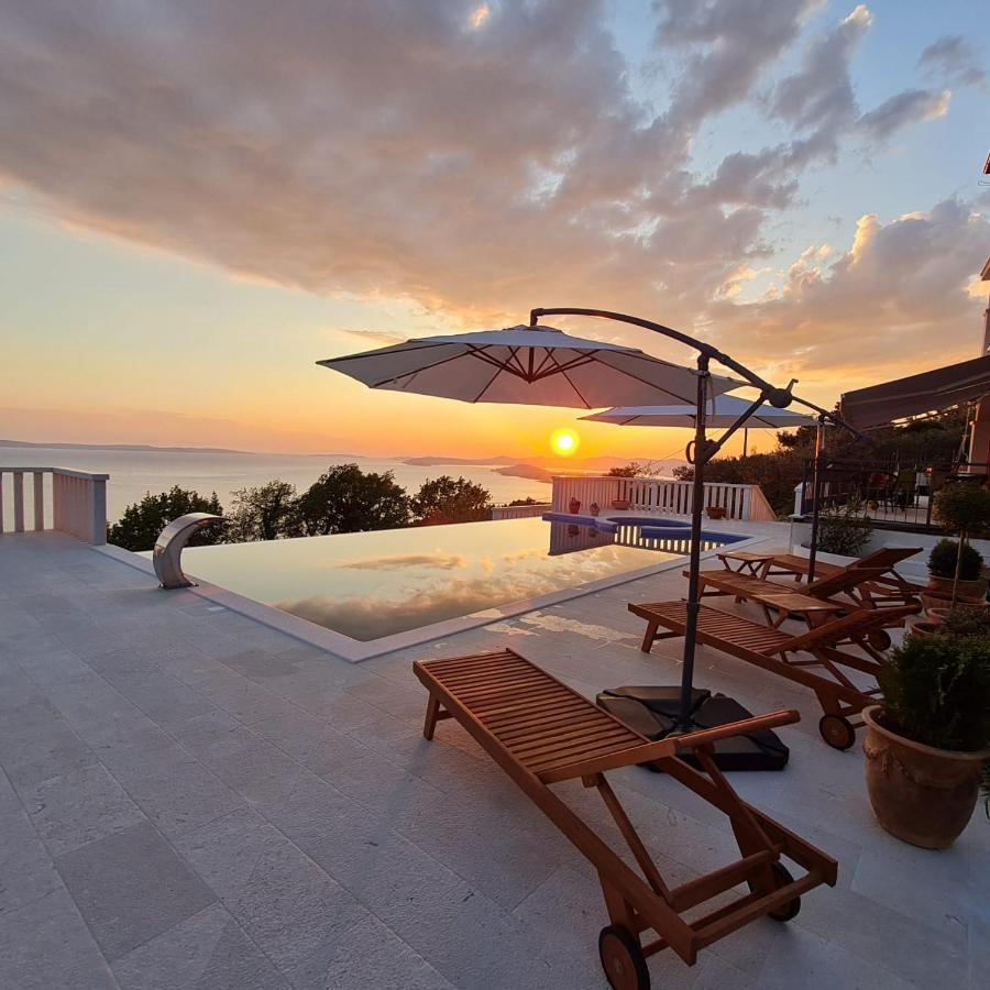 Sea View Luxury Apart Hotel Villa Conte With Swiming Pool And Romantic Spa Подстрана Екстериор снимка