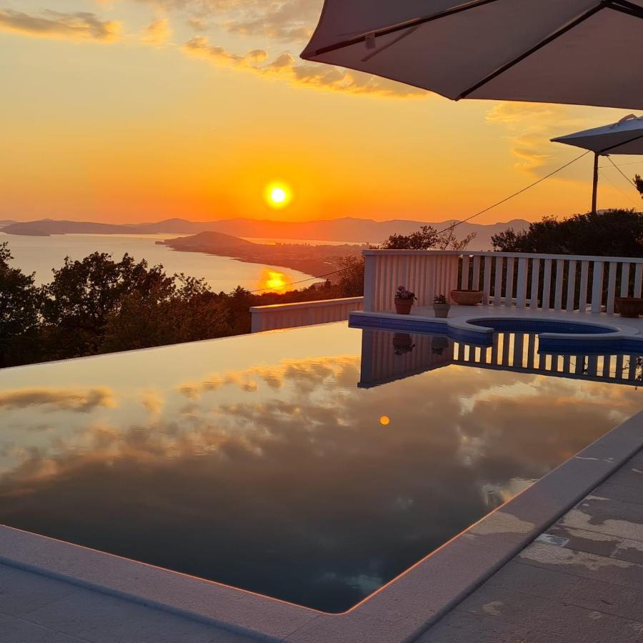 Sea View Luxury Apart Hotel Villa Conte With Swiming Pool And Romantic Spa Подстрана Екстериор снимка