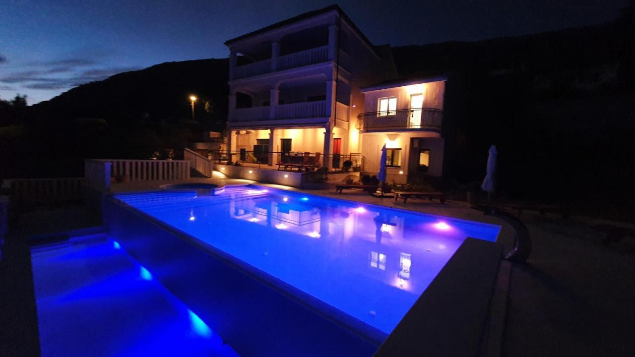 Sea View Luxury Apart Hotel Villa Conte With Swiming Pool And Romantic Spa Подстрана Екстериор снимка